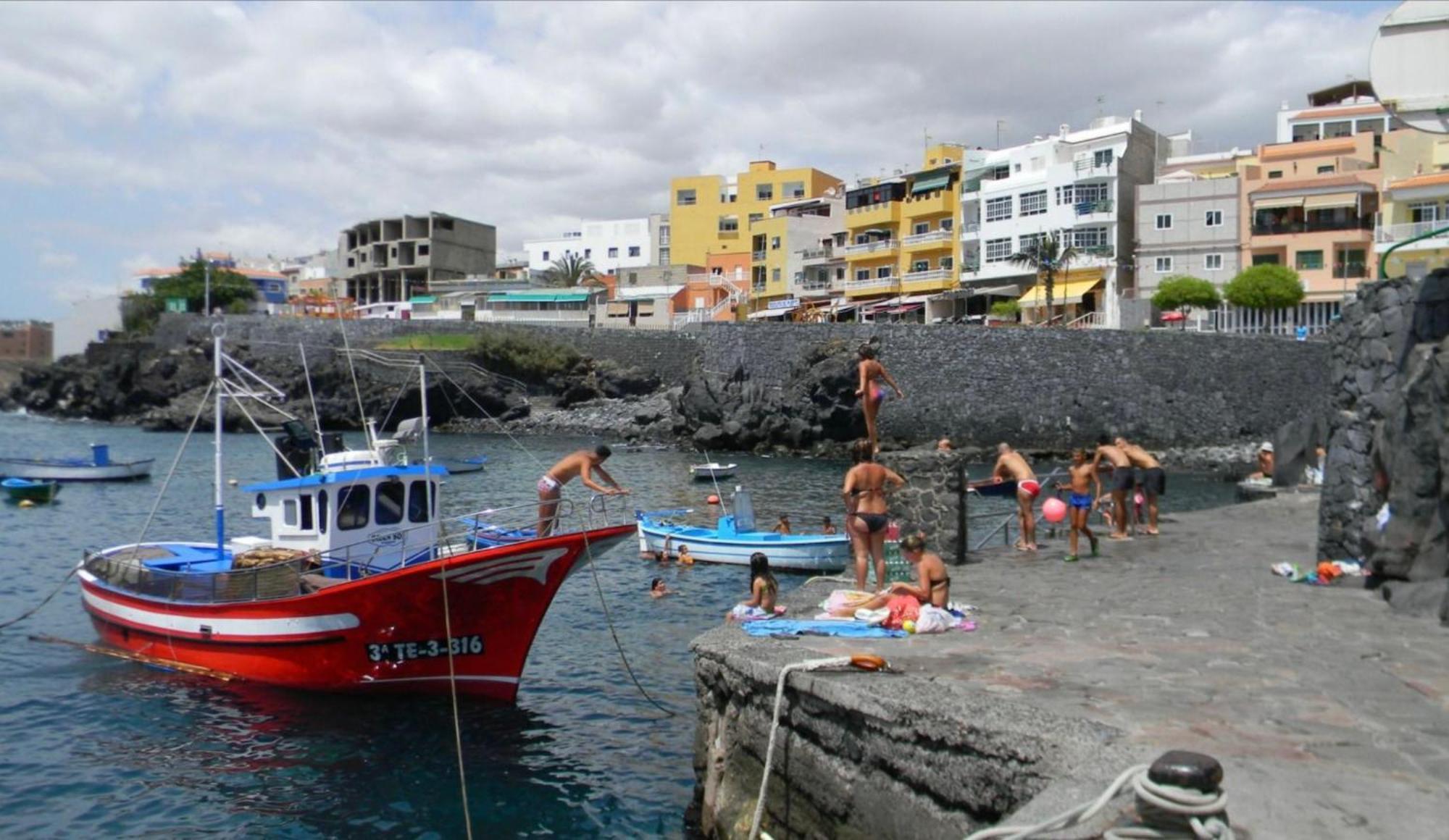 B&B Paraiso Tenerife Super Economy Rooms Airport Los Abrigos Buitenkant foto